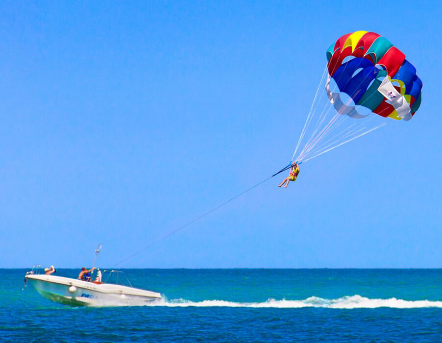 Parasailing, Falmouth, jamaica